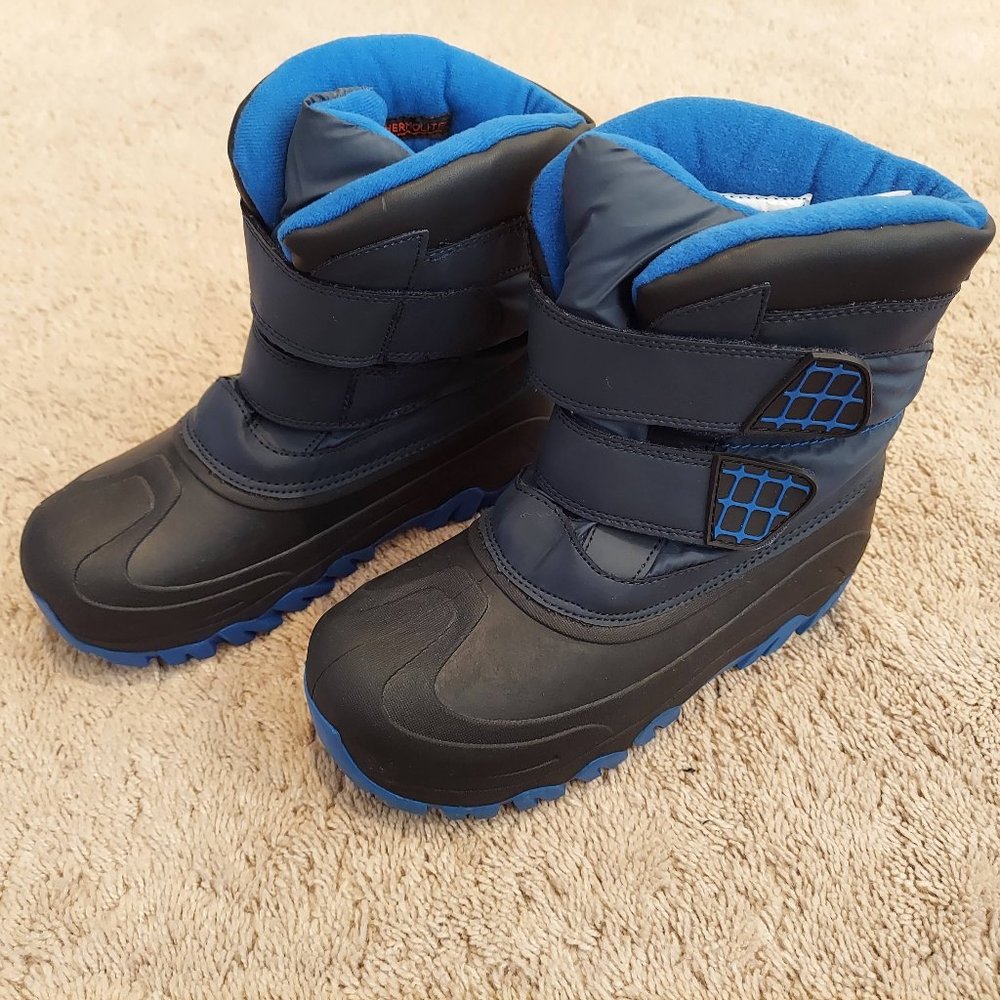 Cat & Jack Boots - size 5